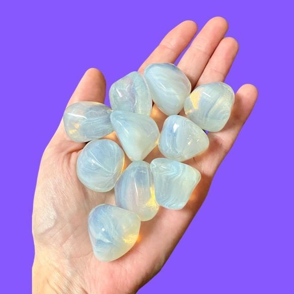 12 Calming Opalite Glass Stones Aquarium Healing Stone Decor - Picture 3 of 4